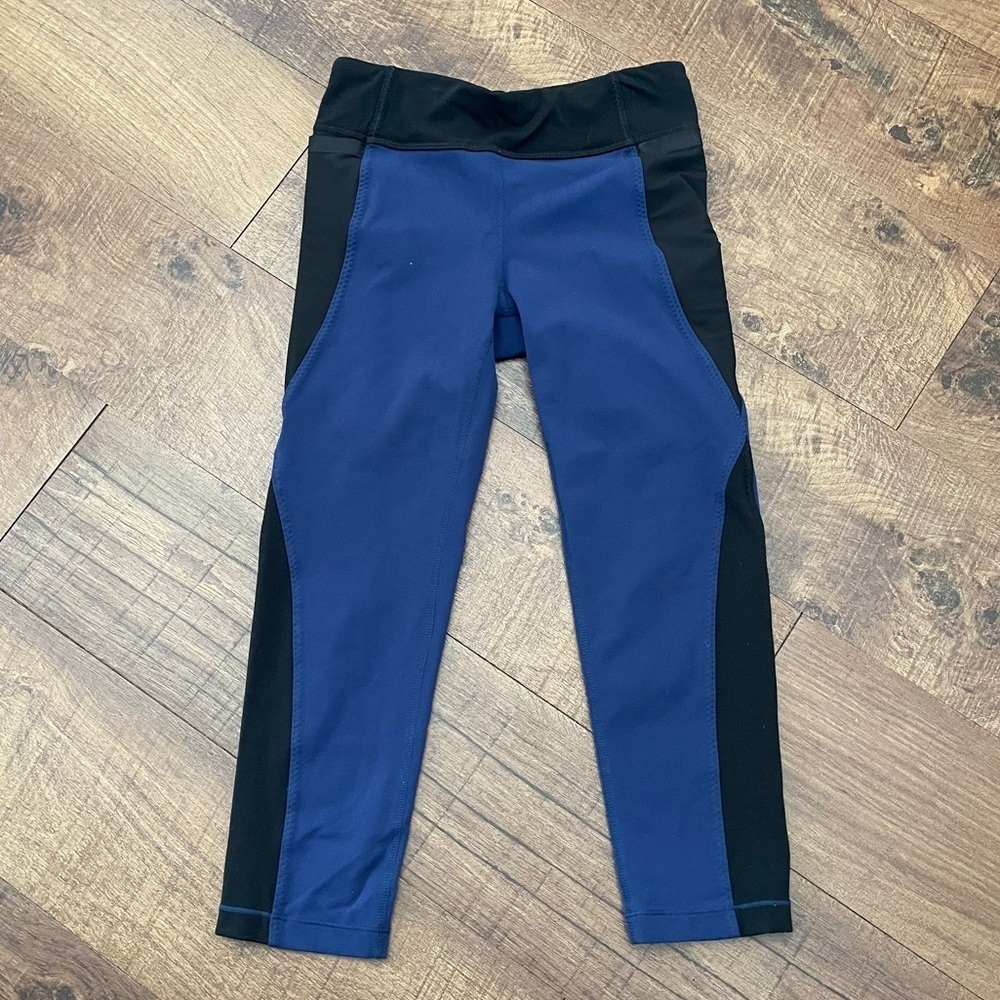 Athleta girl size large/12  blue/black leggings